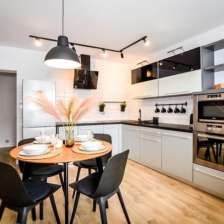 Podtatrzanskie Apartamenty Нови Тарг Екстериор снимка
