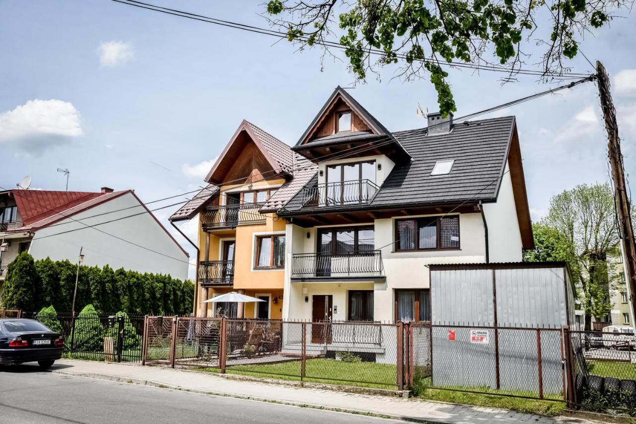 Podtatrzanskie Apartamenty Нови Тарг Екстериор снимка