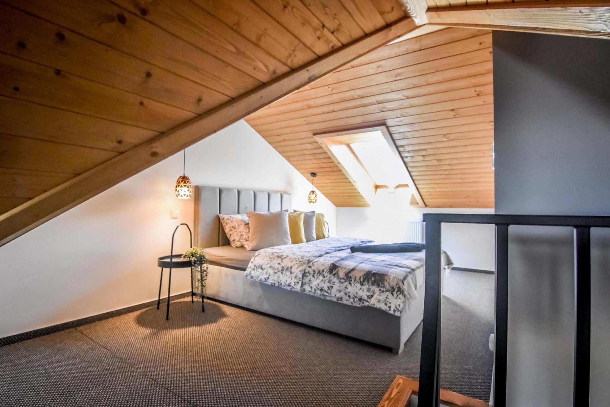 Podtatrzanskie Apartamenty Нови Тарг Екстериор снимка
