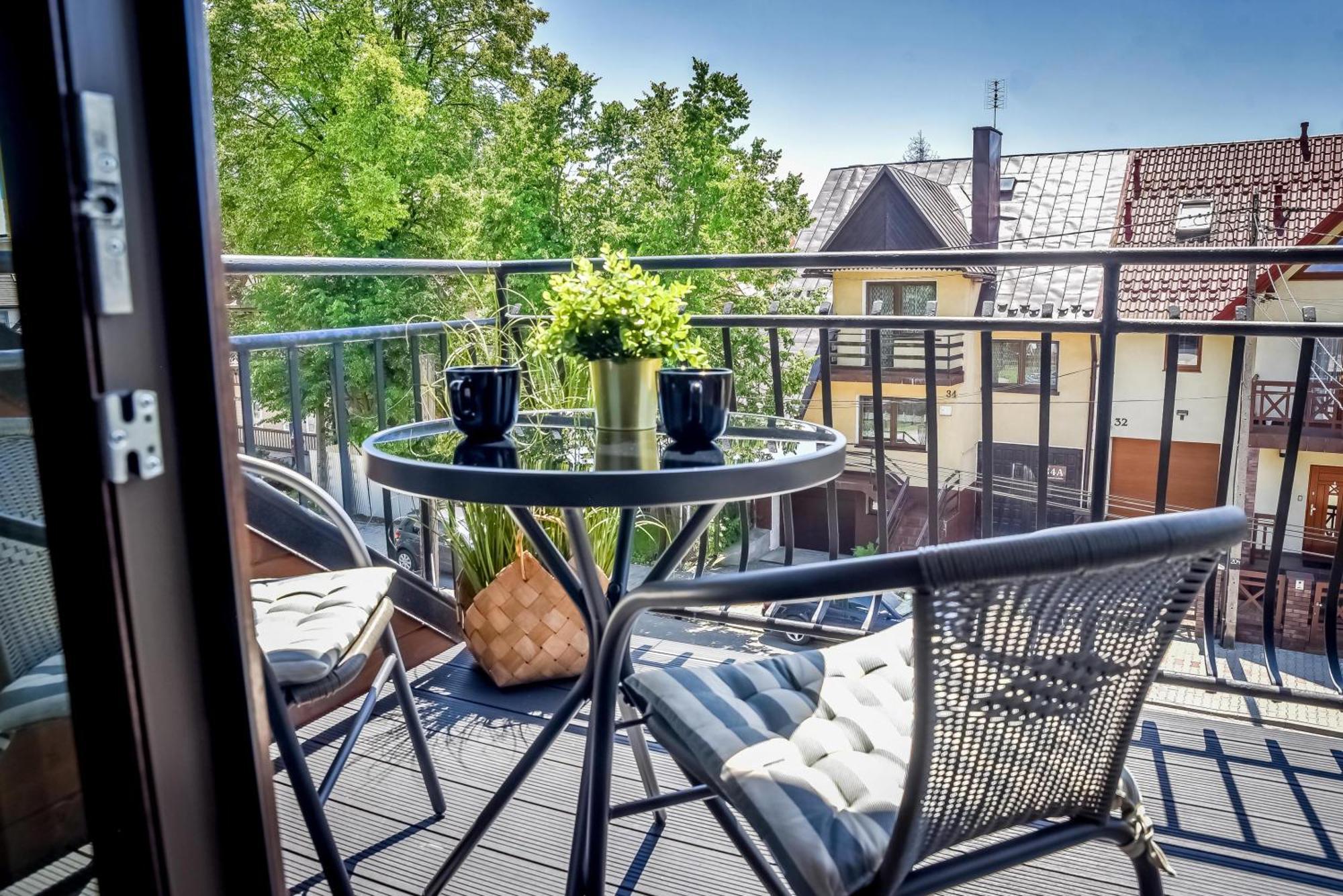 Podtatrzanskie Apartamenty Нови Тарг Екстериор снимка